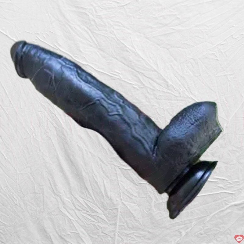 Dương vật giả khủng màu đen mê mẩn mãi không rời