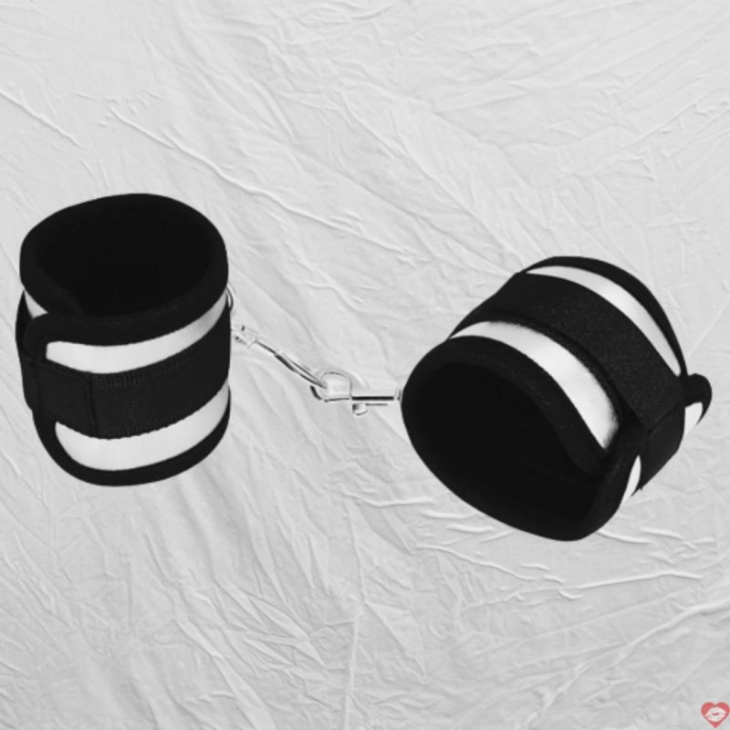 Bộ Còng tay Lovetoy mềm mại